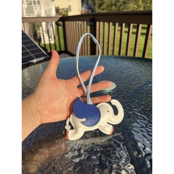 NEW Adorable Elephant Luggage Tag, Keychain & Bag Charm – White & Blue - Picture 5 of 7